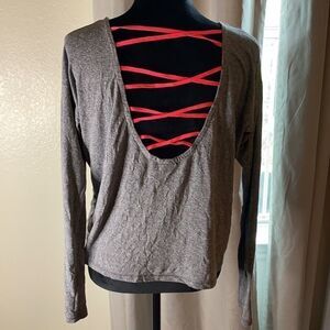 #111 Long sleeve workout sweater